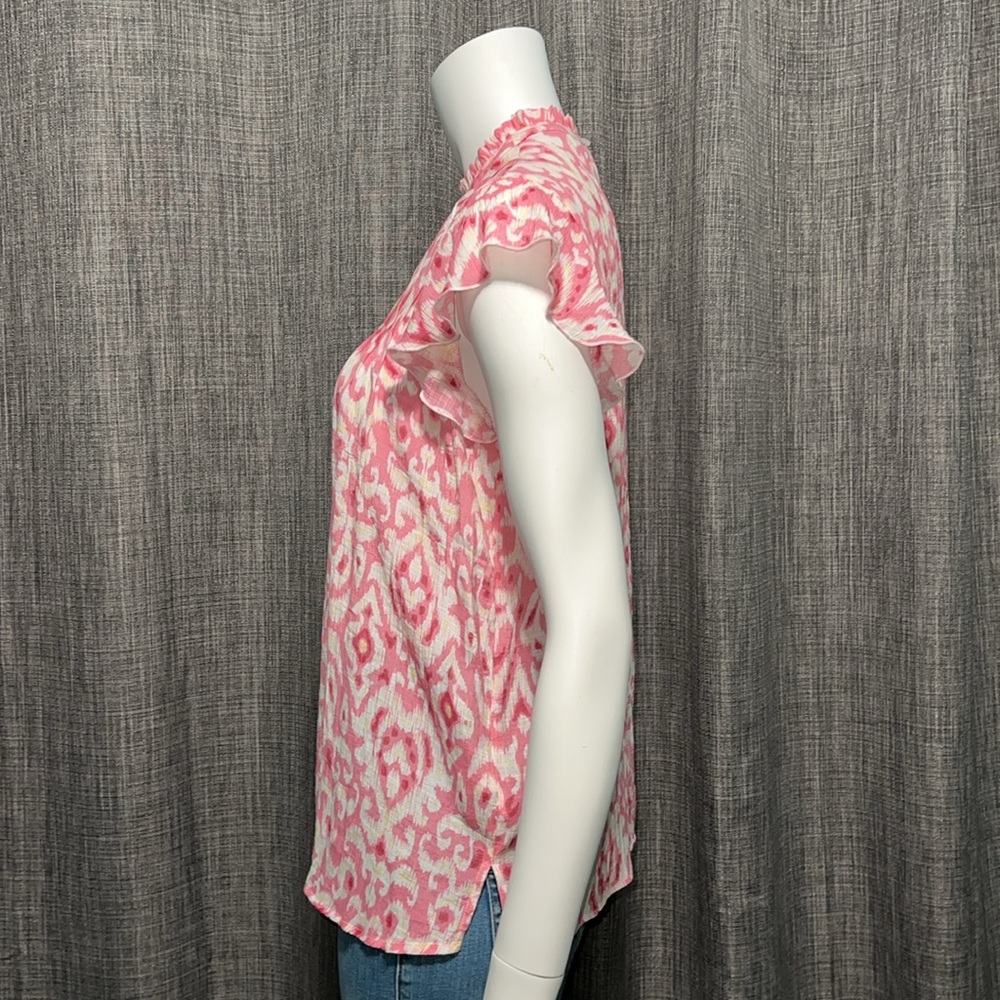 Nanette Lepore Pink and White Printed Flutter Sleeve Blouse - Picture 6 of 10